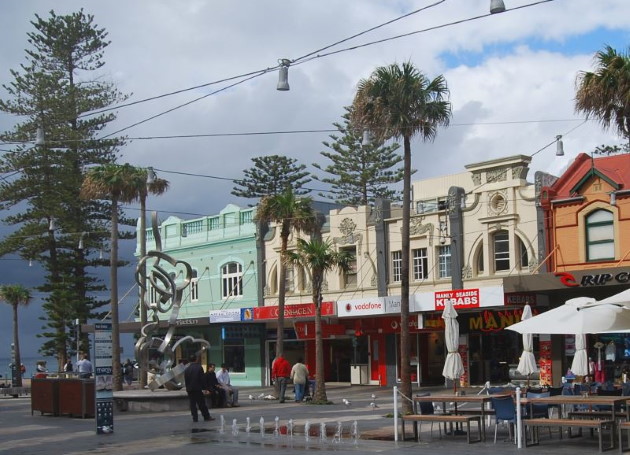 On the Corso in Manly, there are Pubs, take-aways and places to eat as well as on the Beachfront