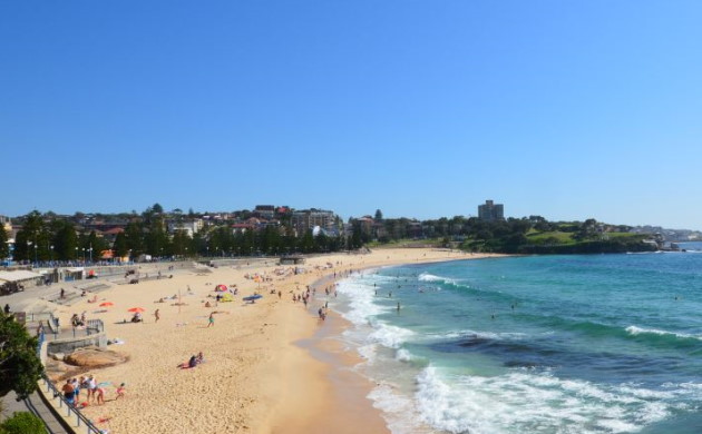 Coogee Beach: The Eastern Beaches Walk extends all the way to Maroubra Beach and to Botany Bay